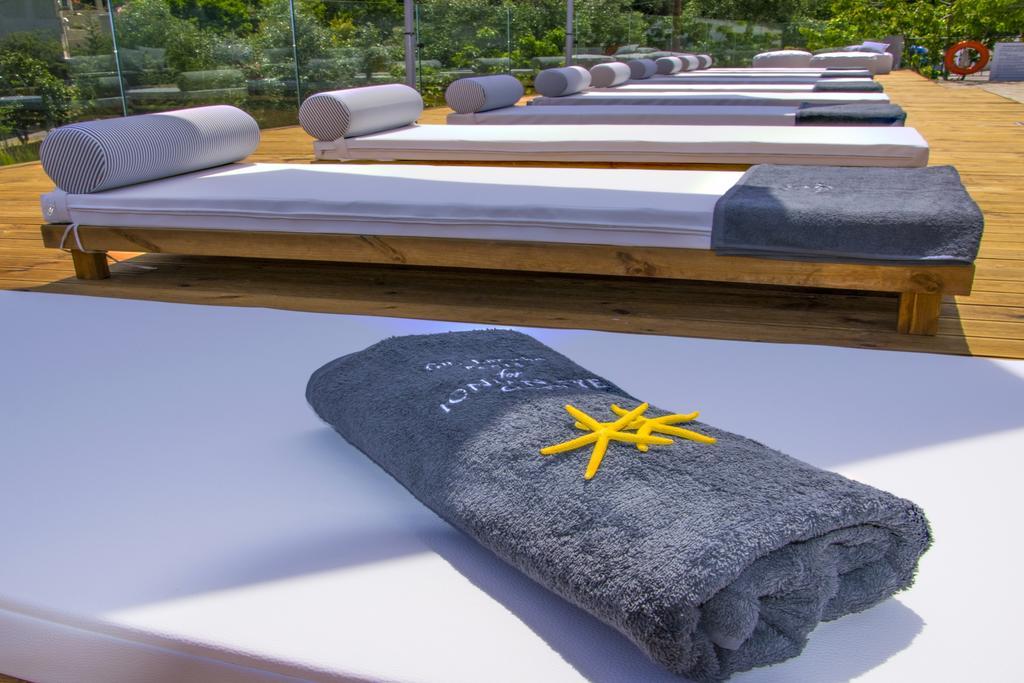 Ionian Eye Design Studios & Spa Mesongí Exteriör bild